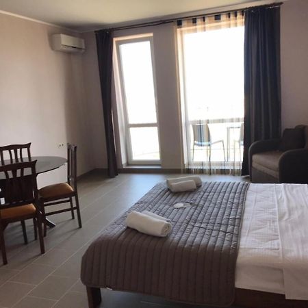 Hotel Golden Beach Zatoka Luaran gambar