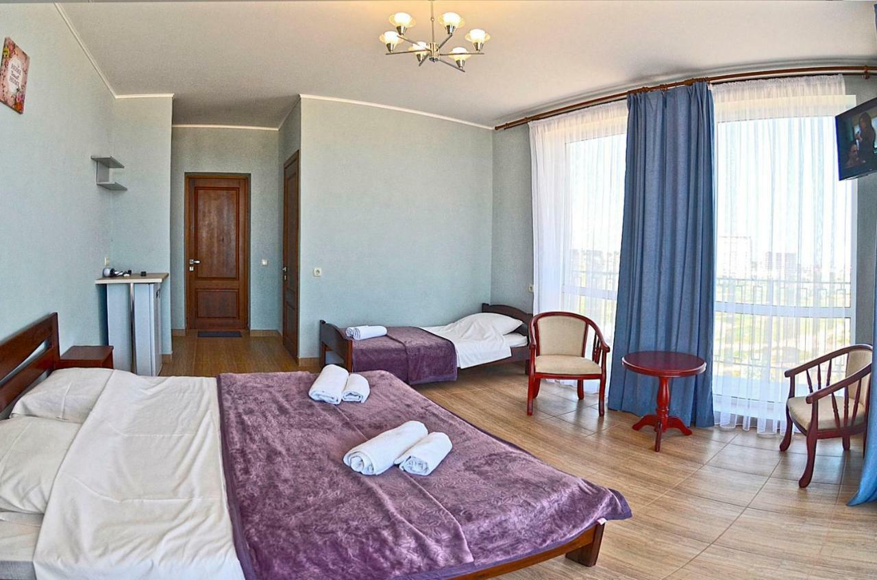 Hotel Golden Beach Zatoka Luaran gambar