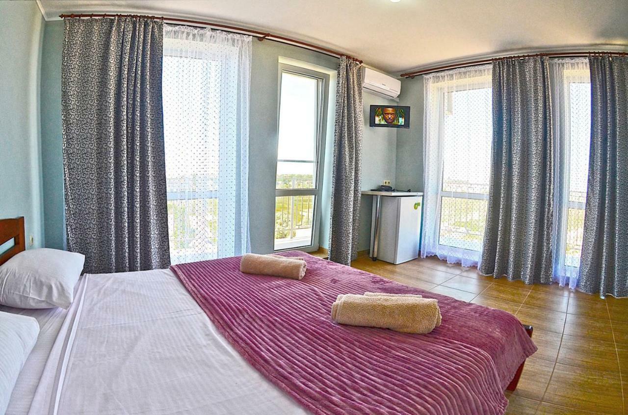 Hotel Golden Beach Zatoka Luaran gambar